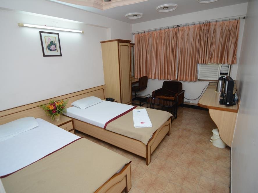 Hotel Kirti 