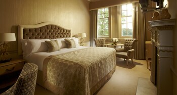 Brockencote Hall Guestroom