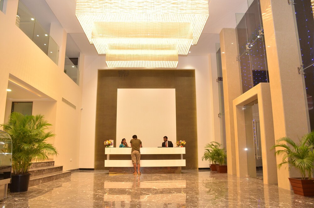 Hotel Mansha Regency Reception