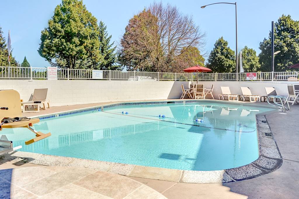 () pool  () pool