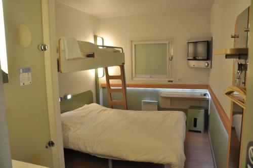 Ibis Budget Calais Coquelles Tunnel Sous La Manche 