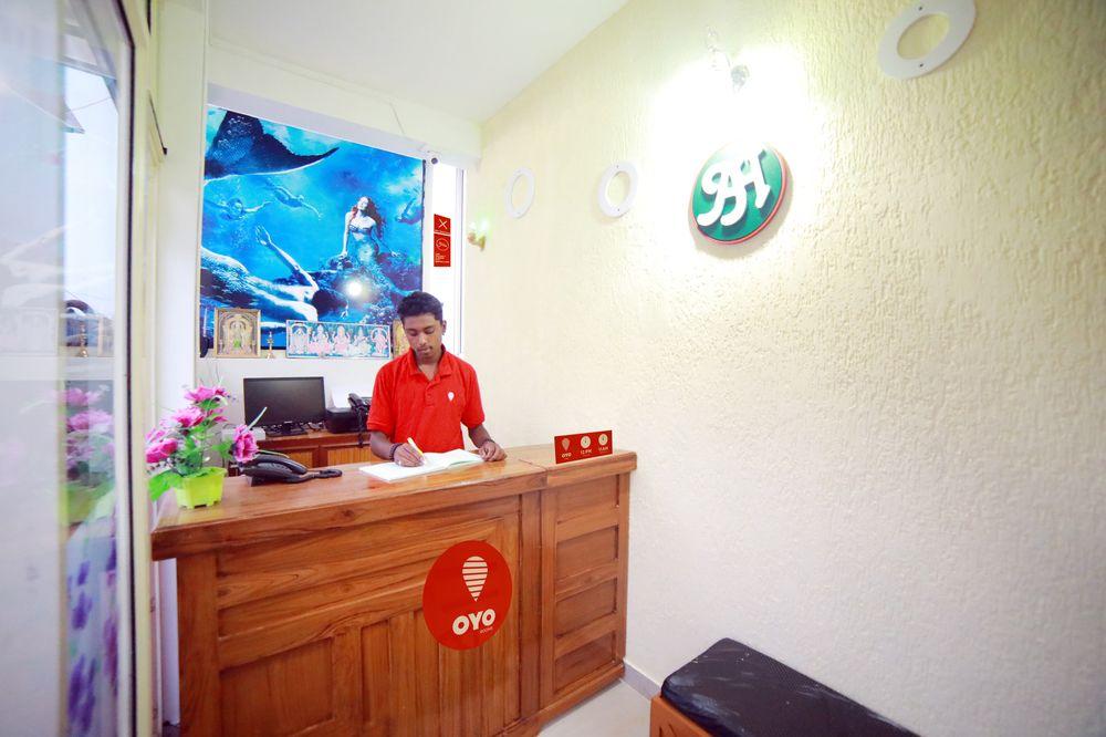 Oyo 8653 Achus Inn 