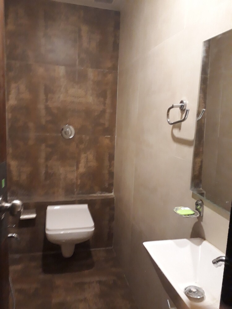 Garden Creek Residency Bathroom
