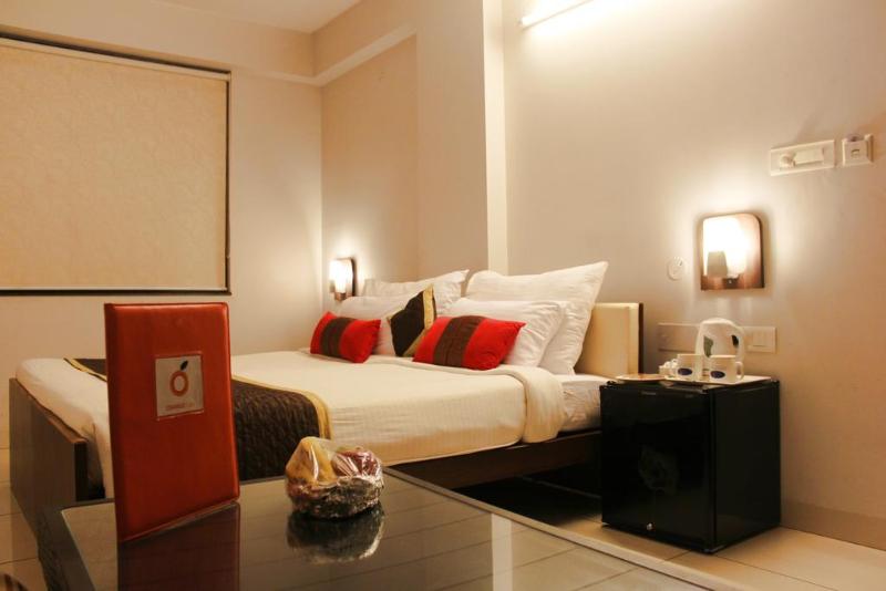 Rnb R. K. Palace Room