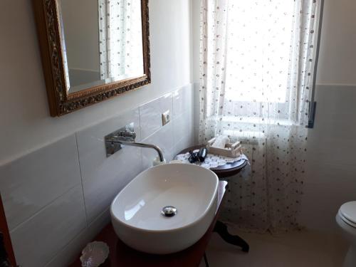 Villa Ada B&b 
