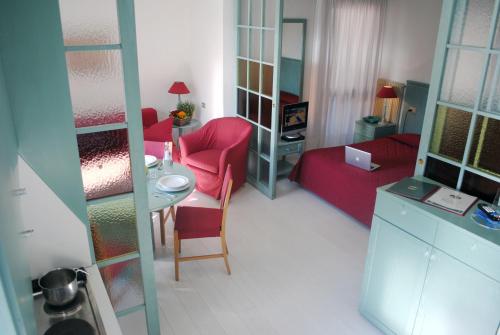 Residence Antares (رزیدنس آنتارس) 