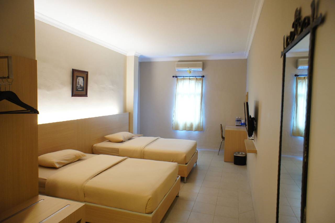 Sky View Hotel (اسکای ویو هتل) 