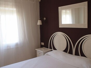 Bungalow El Palmar 01 Guestroom