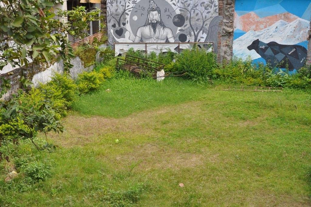 Budget Stay Near Swarg Ashram 