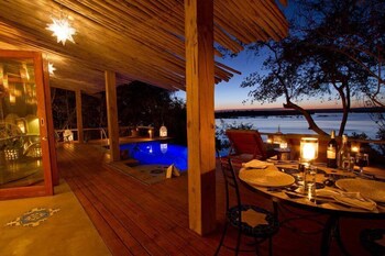 Tongabezi Lodge Bathroom