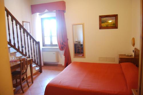Hotel Fattoria Belvedere (هتل فاتوریا بلودر) 