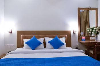Zo Rooms Dayal Bagh 