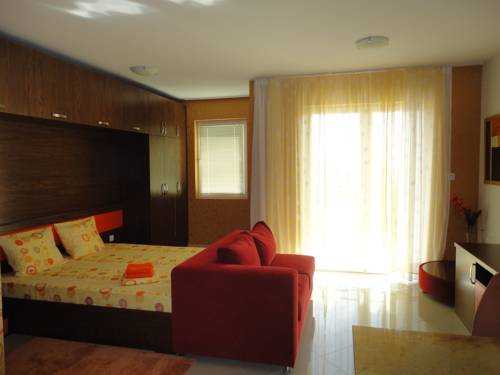 Hpm Domus Extra Apartments 