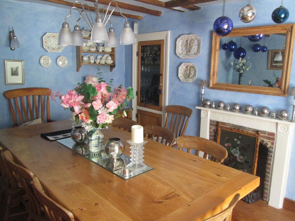 Clayton Wickham Farmhouse 