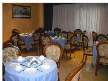 Darfla Hotel Breakfast Area