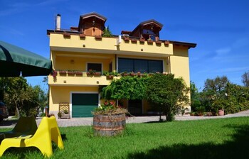 B&b Il Girasole Hotel Front