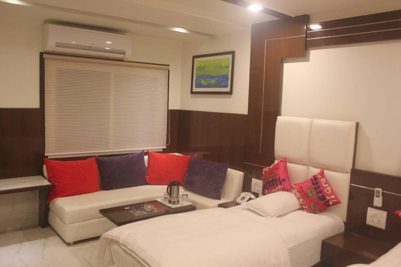 Hotel Vijan Palace Jabalpur 