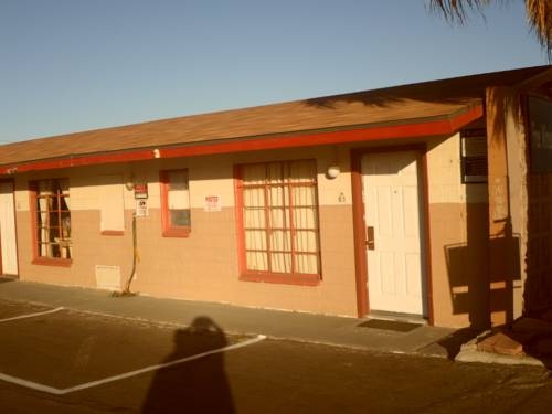 Desert Moon Motel General