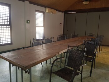 Arangel Farm Villas Dining