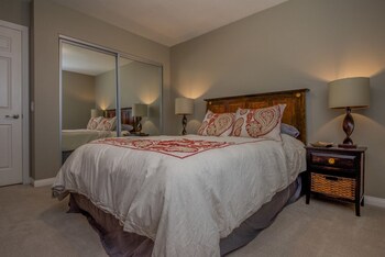 Luxurious 6br 7min To Las Vegas Strip Guestroom