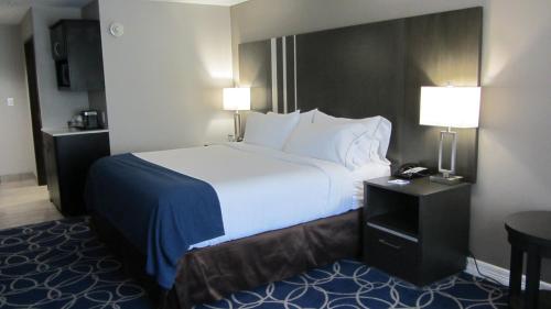 Holiday Inn Express & Suites Houston Intercontinental Arpt 