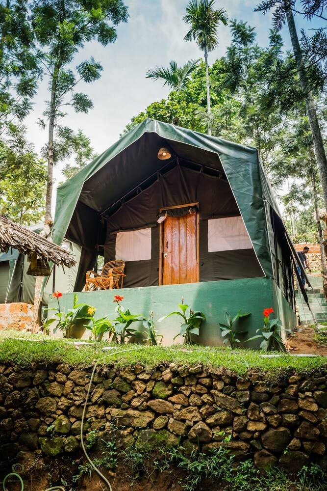 Season7 Nature Resort Guestroom