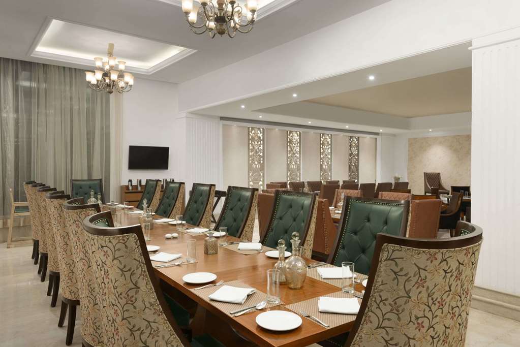 Ramada Plaza Chandigarh Zirakpur Restaurant