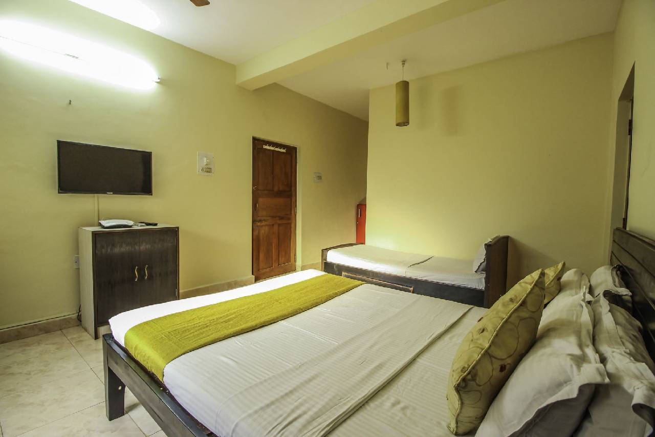 Oyo Home 10203 Bright 2bhk Anjuna Beach 