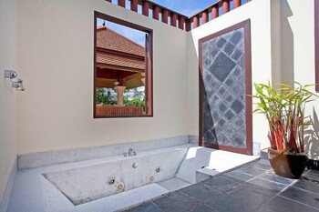Eden Villa 