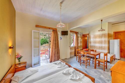 Hotel Smaragdi Apartments 