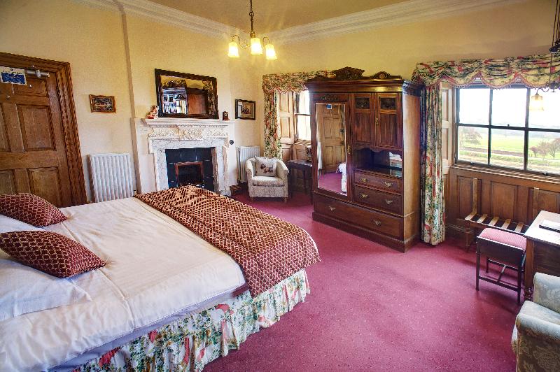 Ednam House Hotel Room