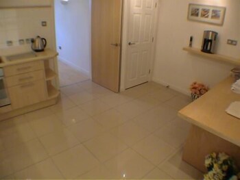 Earle House Serviced Apartments In-Room Amenity