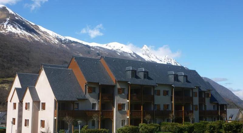 Domaine Val De Roland General view
