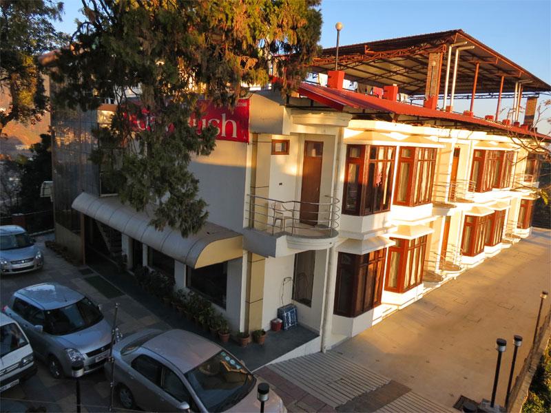Hotel Majestic Oak Bush 