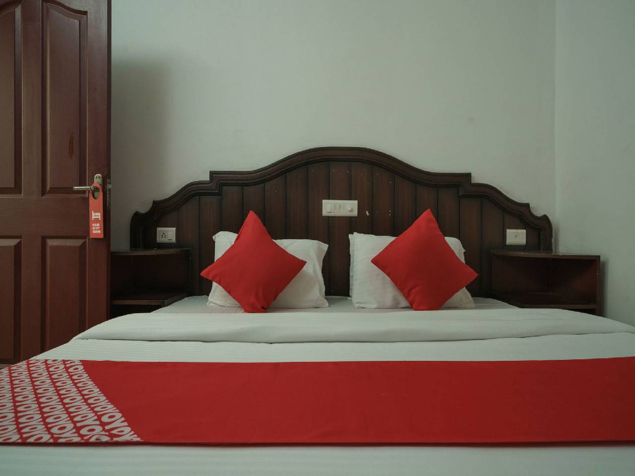 Oyo 13417 Ozar Heritage 