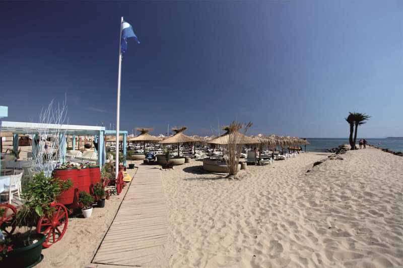 Dolce Deluxe (دولس دلوکس) Beach