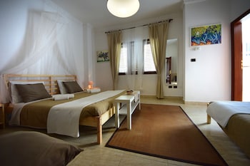 Casa Emblematica Armonia Guestroom