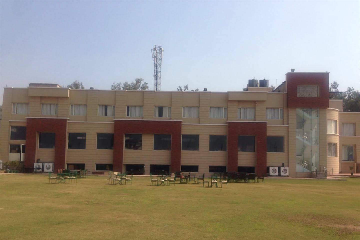 Hotel Classic Residency 
