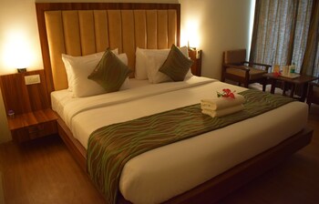 One Hotels Jim Corbett Guestroom