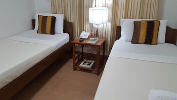 Honeycomb Tourist Inn 