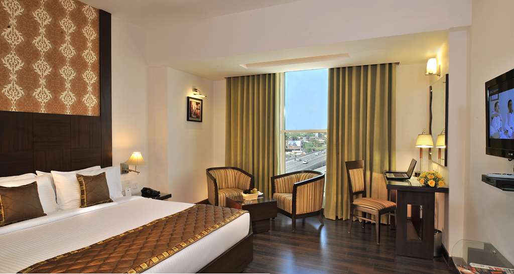 Best Western Maryland Guest Room