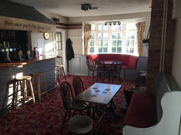 The Queens Head 