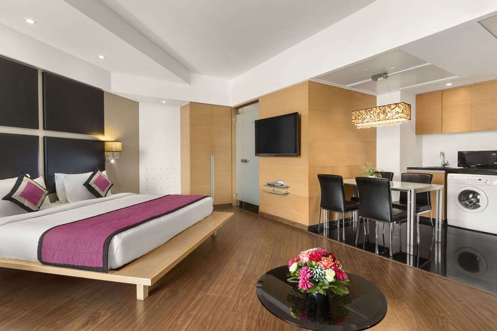 Ramada Navi Mumbai Guest room