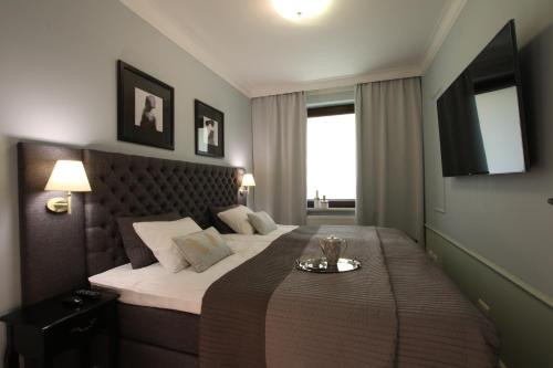 Apartament Dworcowa 13 Hotel Description
