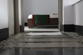 Leisure Vacations Cloud9 Hotel Interior