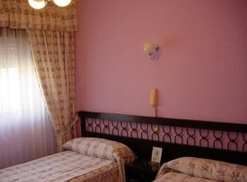 Hostal Restaurante Torremar Guestroom