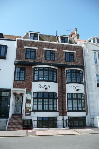 Royal Hotel (رویال هتل) 