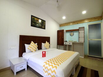 Tahira Beach Resort Guestroom