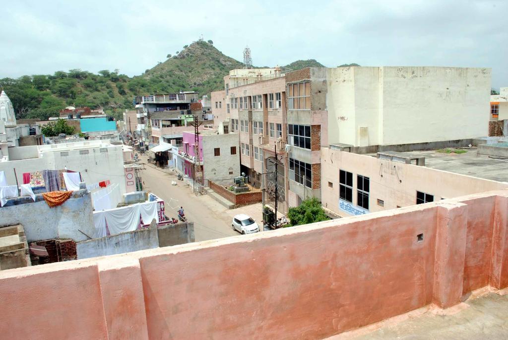 Hotel Tulsi Palace 