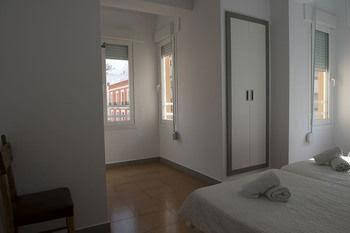Hostal Y Apartamentos Ripoll 